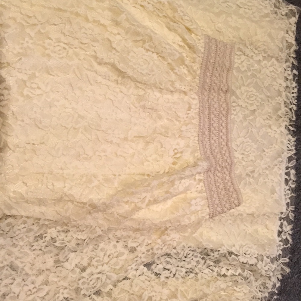 Lace long white skirt